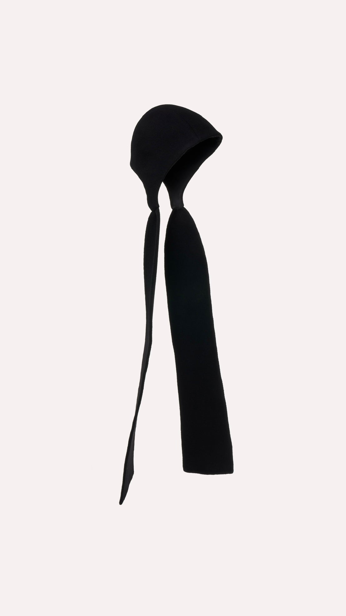 WOOL BONNET WITH TIES