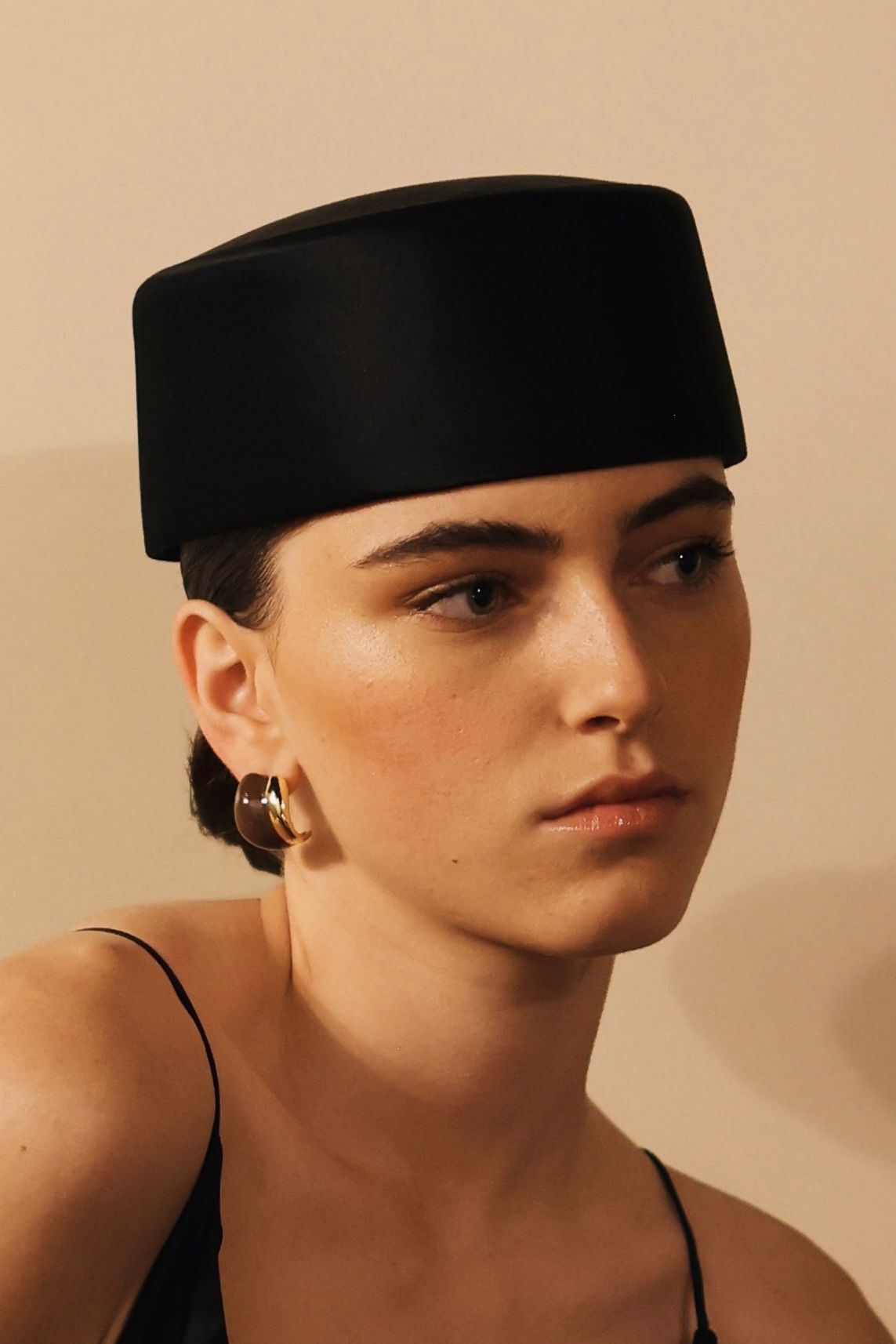 SATIN SILK PILLBOX