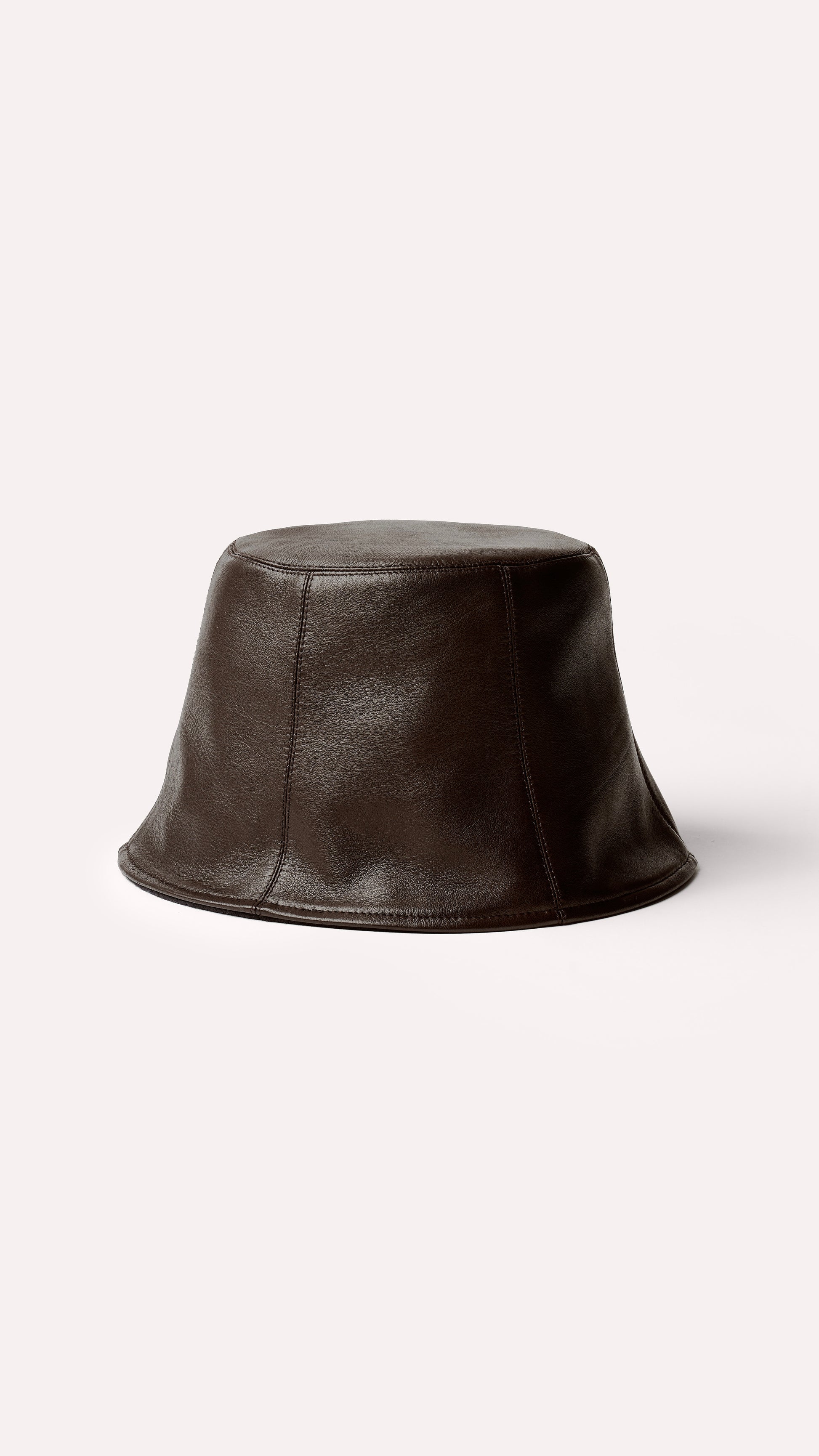 LEATHER BUCKET HAT